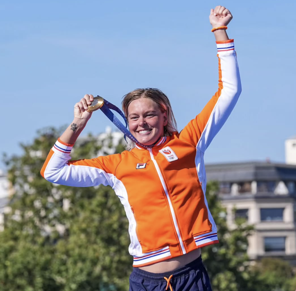Huldiging Sharon van Rouwendaal tijdens NK lange baan en European Swimming Trials